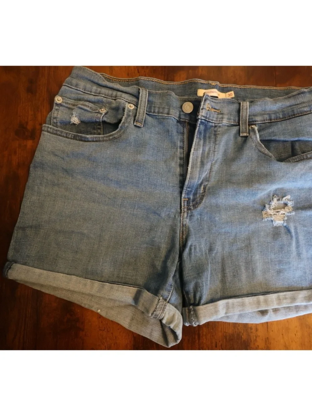 Levi’s mid-length - Picture 9 of 9